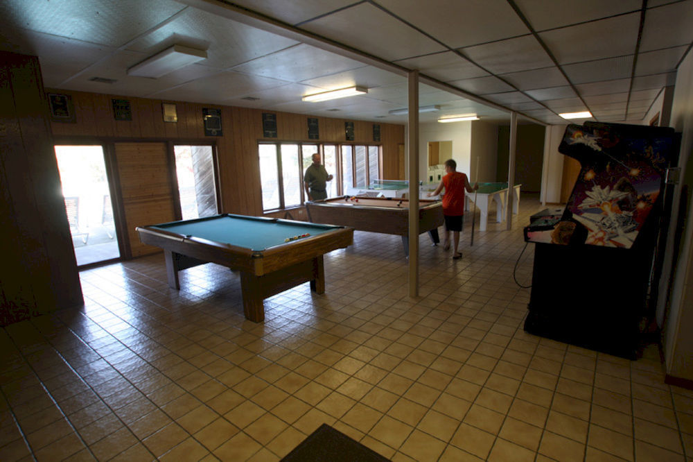 West Oaks Hotel Arnolds Park Esterno foto